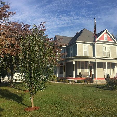 The Old Coe House Burkesville Exterior photo